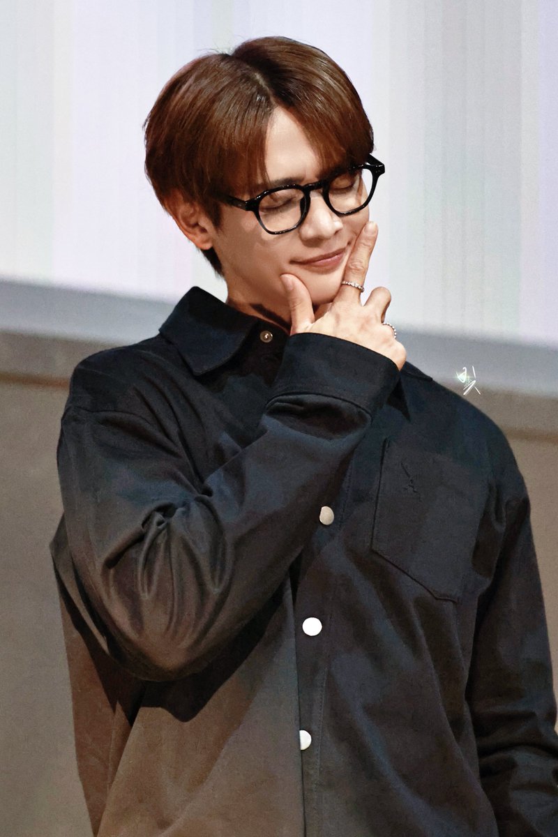 빛.💎 tweet media