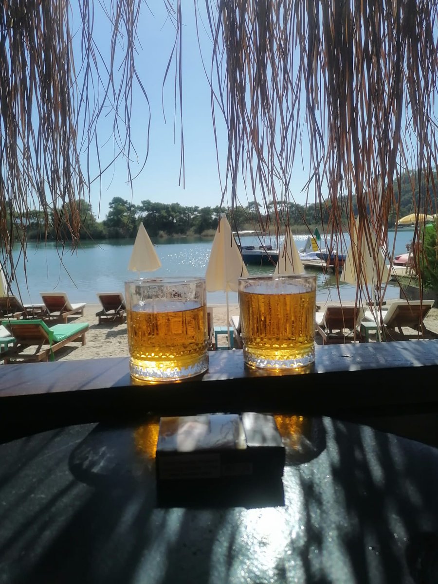 Cesaret en çok viski ile yutulmuş bir vitamindir... Belki de bu sebeptendir cesaretim❤️‍🔥Gel beraber olsun @alfa_erkek20