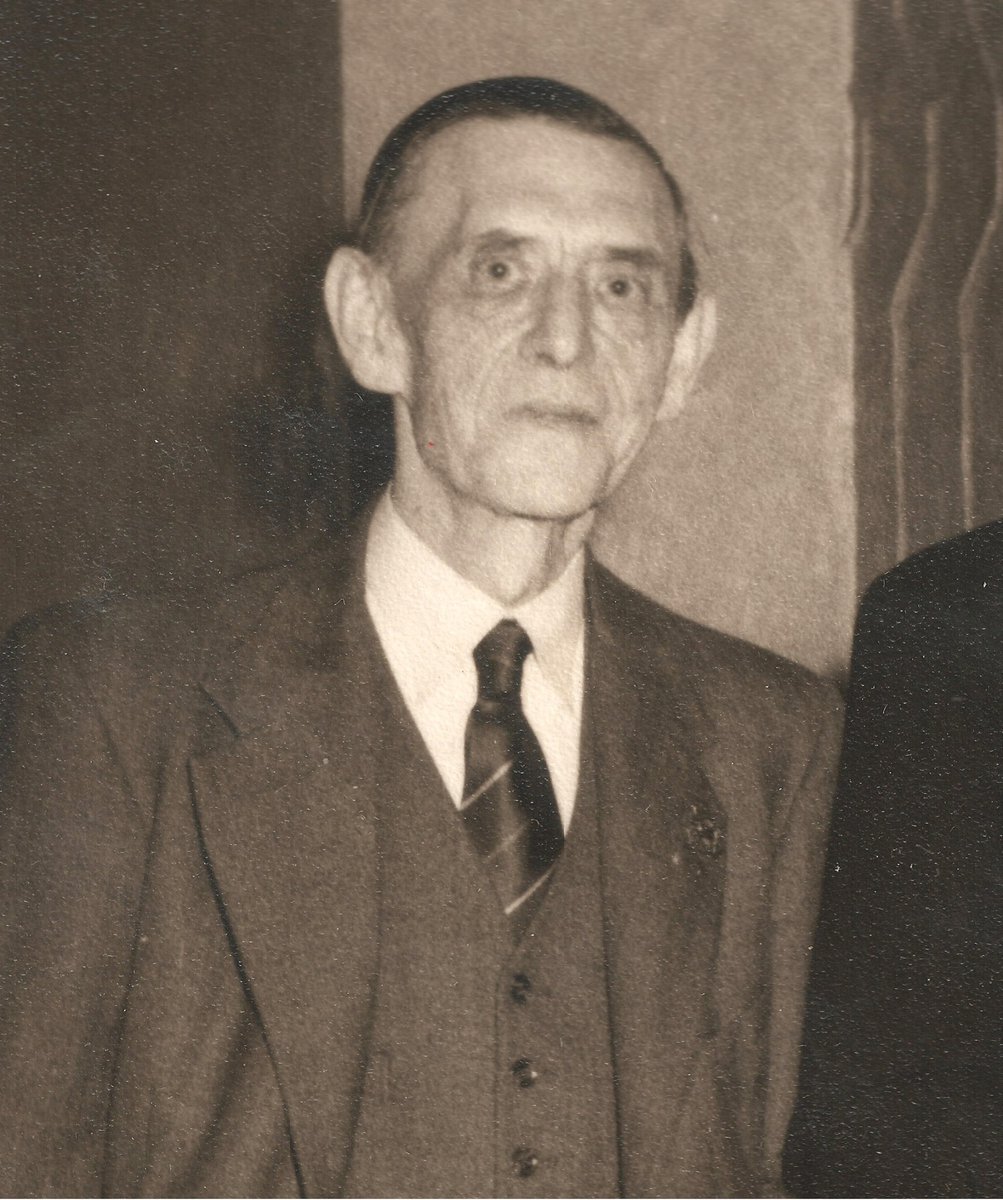 Chum Horace Reginald Merry was a member of the Leeds &amp; District Branch of The Old Contemptibles' Association. In 1914 he served with the 20th Hussars.