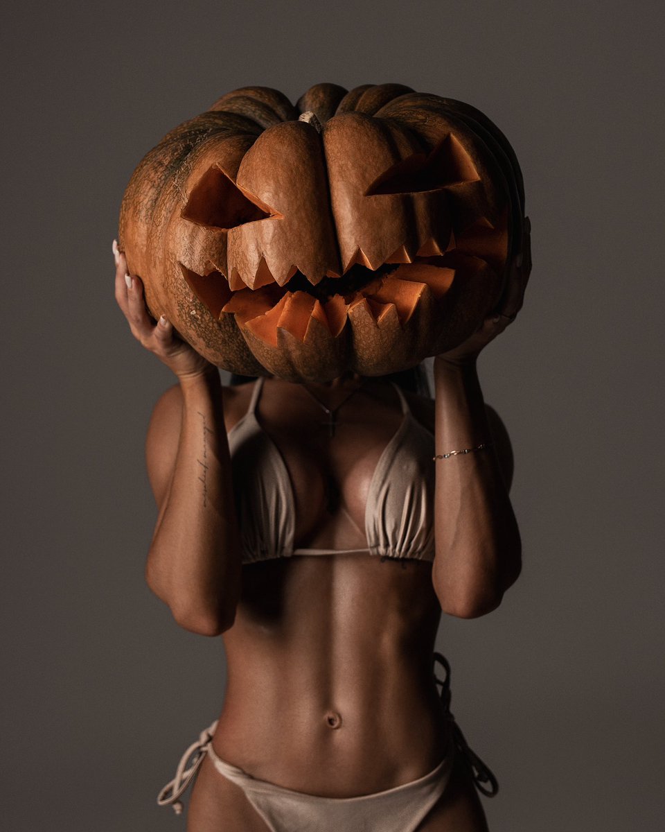 onlysandr's tweet photo. This is Halloween 🎃 https://t.co/sjEcVSUWvL