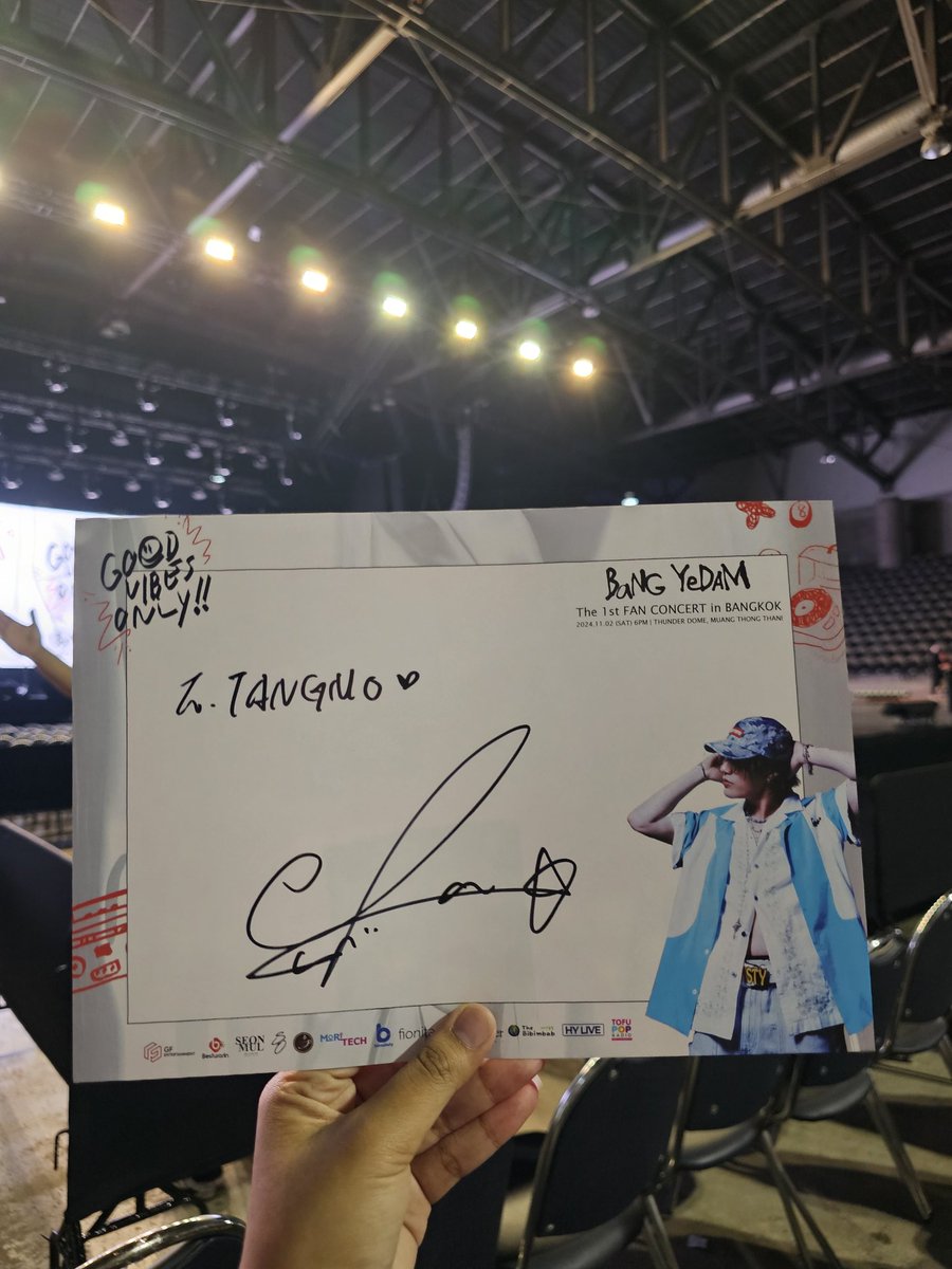 Jackson_2803_'s tweet photo. รักมากๆๆเลย
#BANGYEDAM1stFanConcertinBKK https://t.co/BU5wyFXAj1