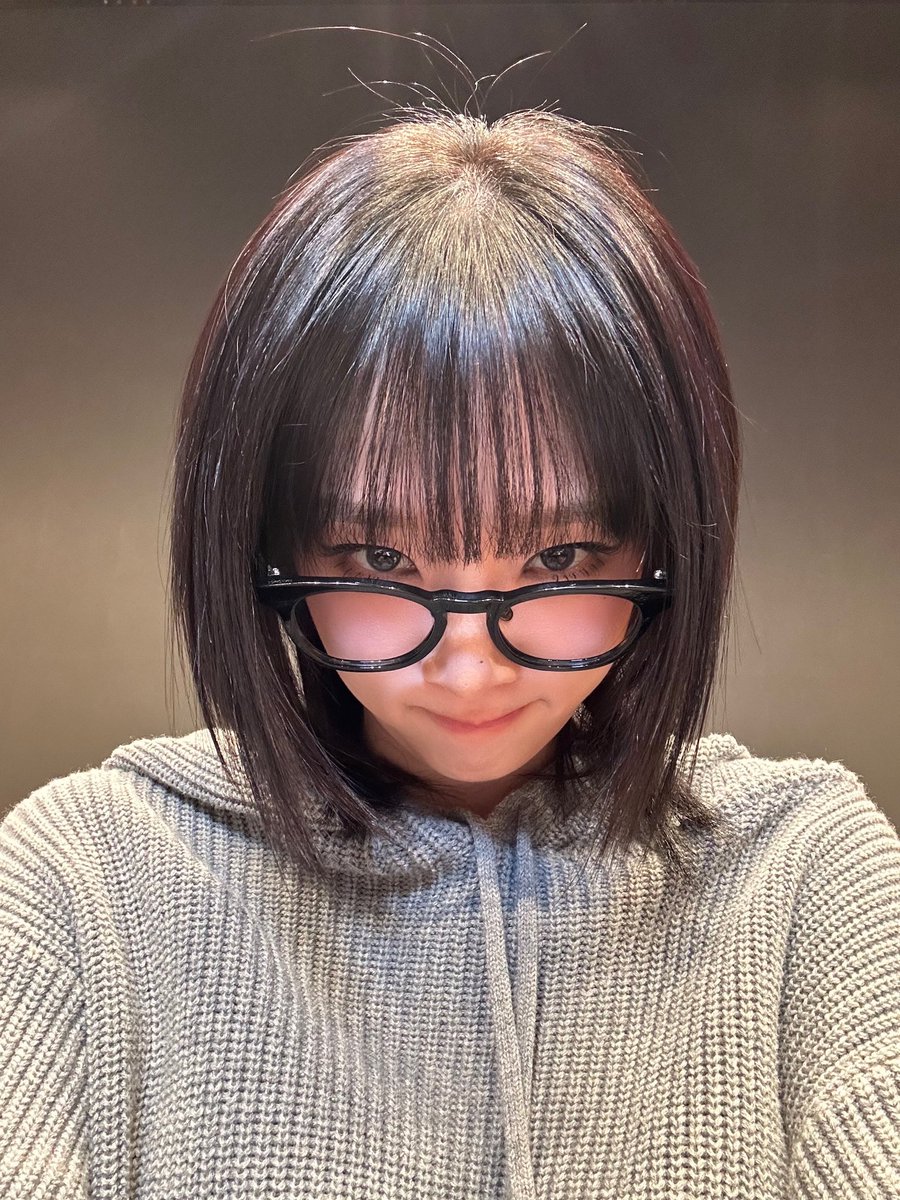 ⠀ 
⠀⠀ 
Keadaan muka setelah 𝘮𝘪𝘥-𝘵𝘦𝘴𝘵. Muka pura-pura baik-baik saja.⠀ 
⠀⠀ 
⠀