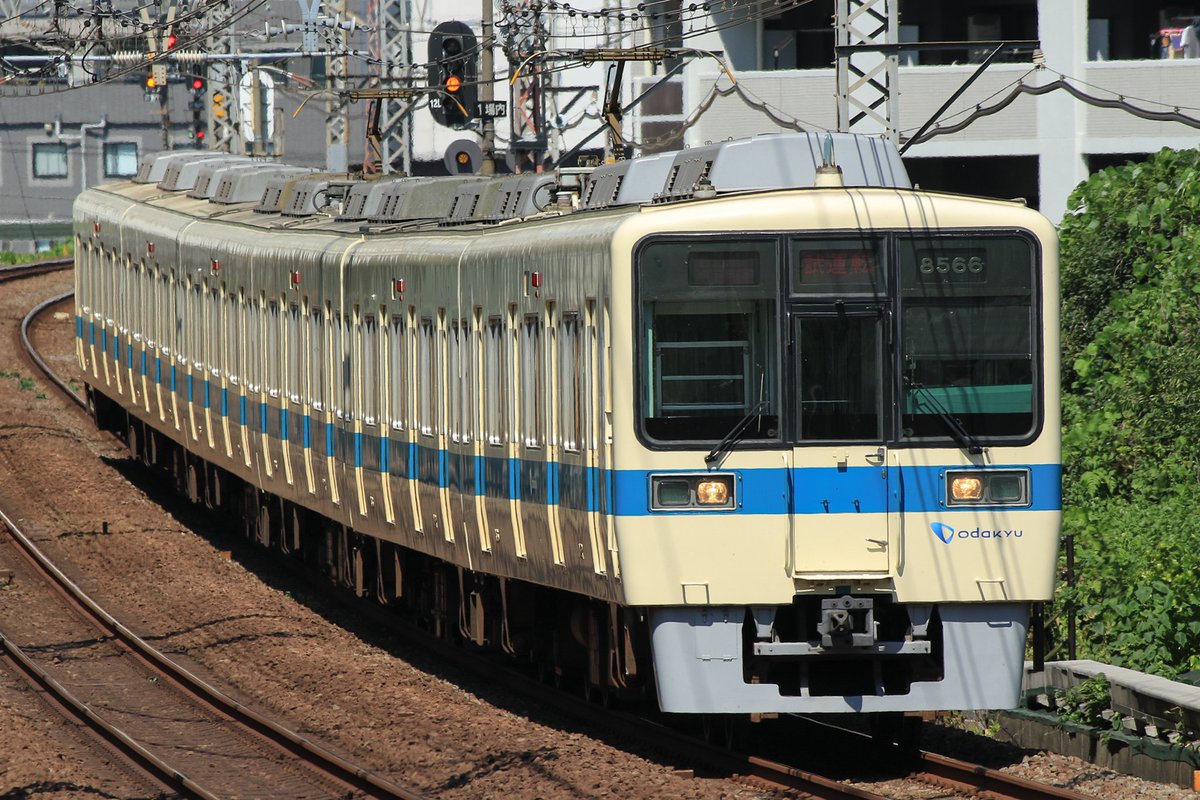 E2332003's tweet photo. 2024.9.11(水)12(木)
8266×6
江ノ島線TASC試運転 https://t.co/JDLUxT3ZTC