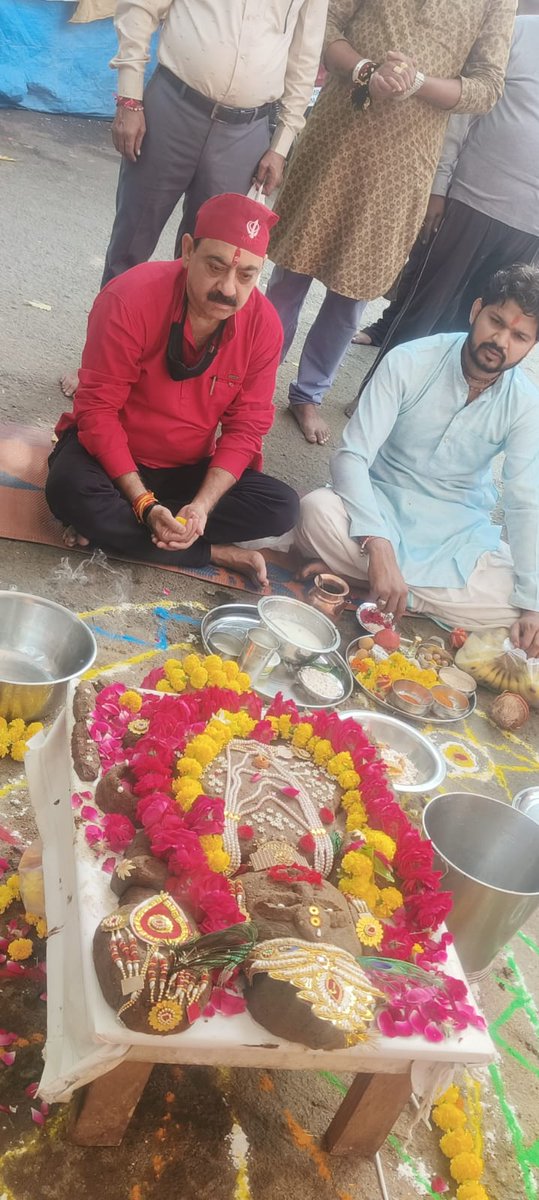 dushyantgwl's tweet photo. गोवर्धन पूजा की हर्दिक शुभकामनाएं https://t.co/v1RcjMGVBu