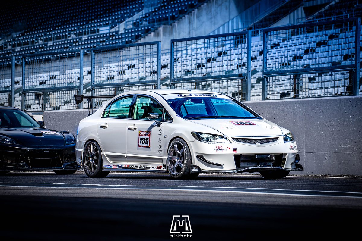 mistbahn's tweet photo. Rz-Factory HONDA FD2 CIVIC Type R

#シバ走 #シバ鈴鹿 #鈴鹿サーキット #鈴鹿サーキット国際レーシングコース #鈴鹿フルコース #HondaCivic #ホンダシビック #FD2 #RzFactory #ラズファクトリー #タイムアタック https://t.co/yGqGMSYtKg