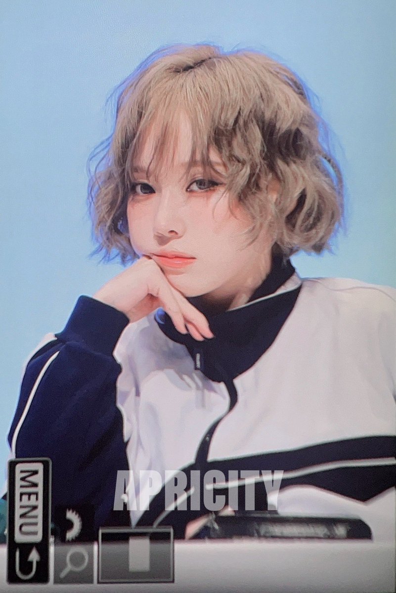 Apricity010101's tweet photo. 241102 프리뷰
#윈터 #에스파 #WINTER #aespa https://t.co/IlS1LiX7pR