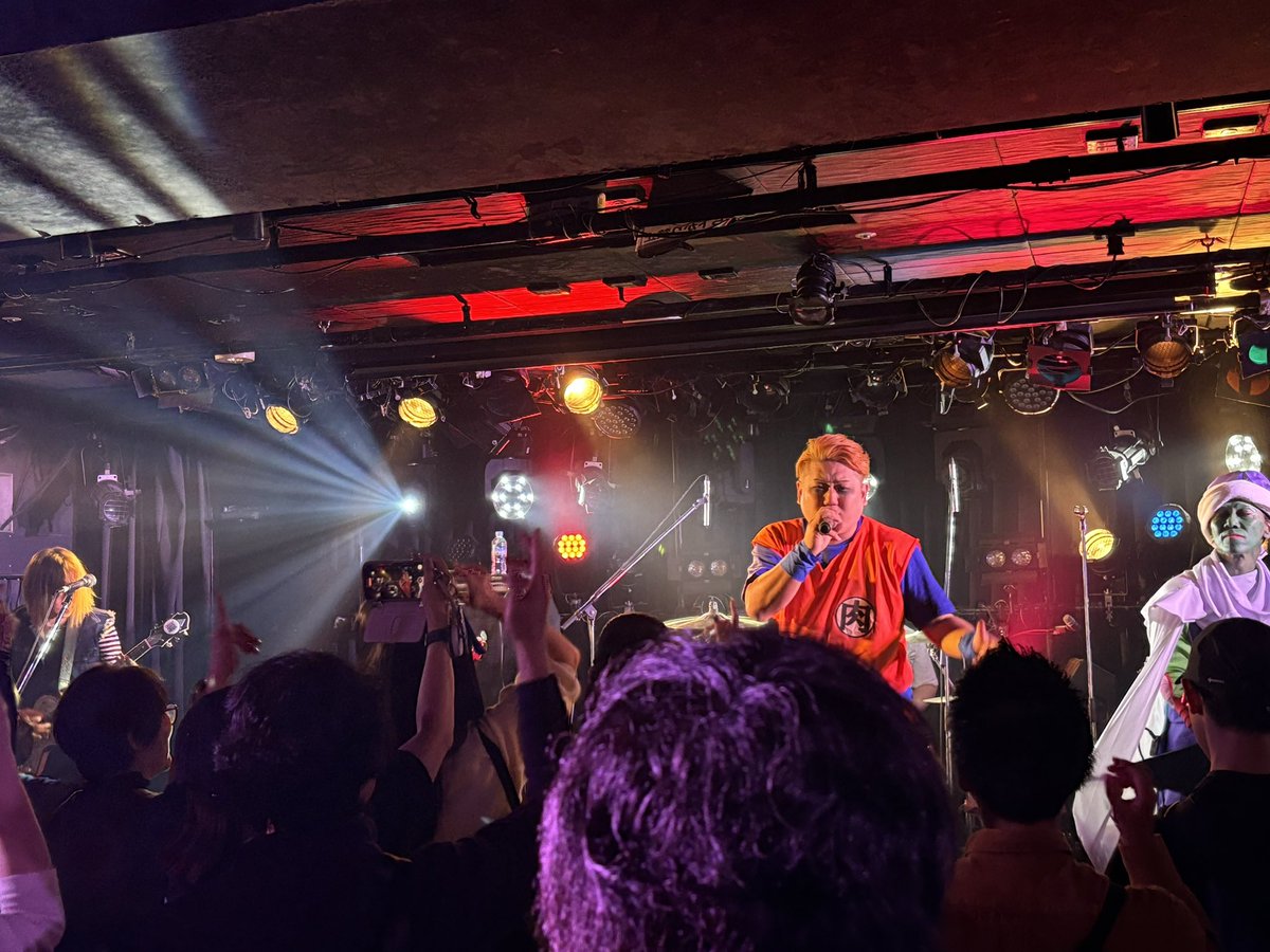 44_sinchan's tweet photo. ROCKDELICS vol,4 心斎橋VARON
観て来ました😉
GLAYコピバンが集まったライブ、どのバンドも凄く見応えがあり、めちゃくちゃ楽しかったです☺️✨
良いライブ観せて頂きありがとうございました😁
#GLAY
#コピーバンド
#ROCKDELICS
#ドラゴンボール https://t.co/thyi2h0ucu