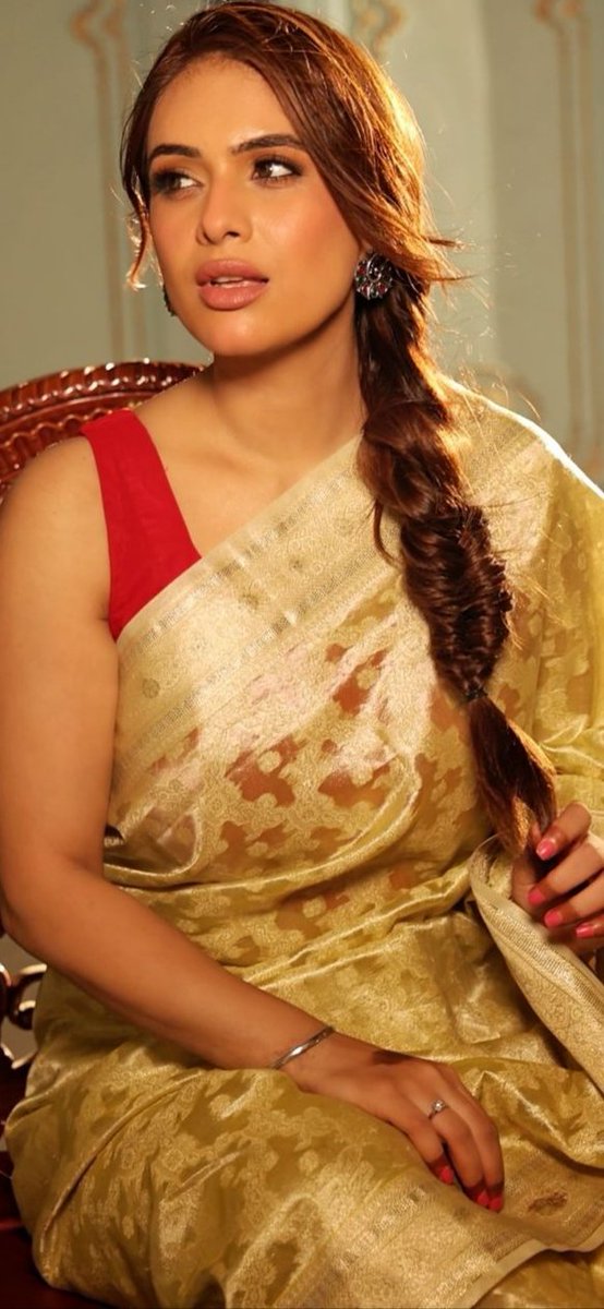 Tesla_ASI's tweet photo. 🎯#AnasuyaThread
🎯#RitabhariChakrabortyThread
🎯#MalavikaMenonThread
🎯#NehaMalikThread

#Anasuya
#RitabhariChakraborty
#MalavikaMenon 
#NehaMalik https://t.co/kzLajpzoIJ