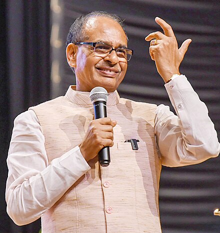 बेरोजगार मुख्यमंत्री
#जनसेवा मित्र 
<a href="/ChouhanShivraj/">Shivraj Singh Chouhan</a> मामा जी 
आपको बार बार झारखंड और <a href="/HemantSorenJMM/">Hemant Soren</a> जी के वादे याद दिलवा कर क्या साबित कर रहे हो 
आपने तो  जन सेवा मित्र के लिए भी घोषणा की है और बोला था आपका काम निरंतर जारी रहेगा फिर क्यो नही दिख रहे आपके वादे 
अब नही दिख रहे युवा