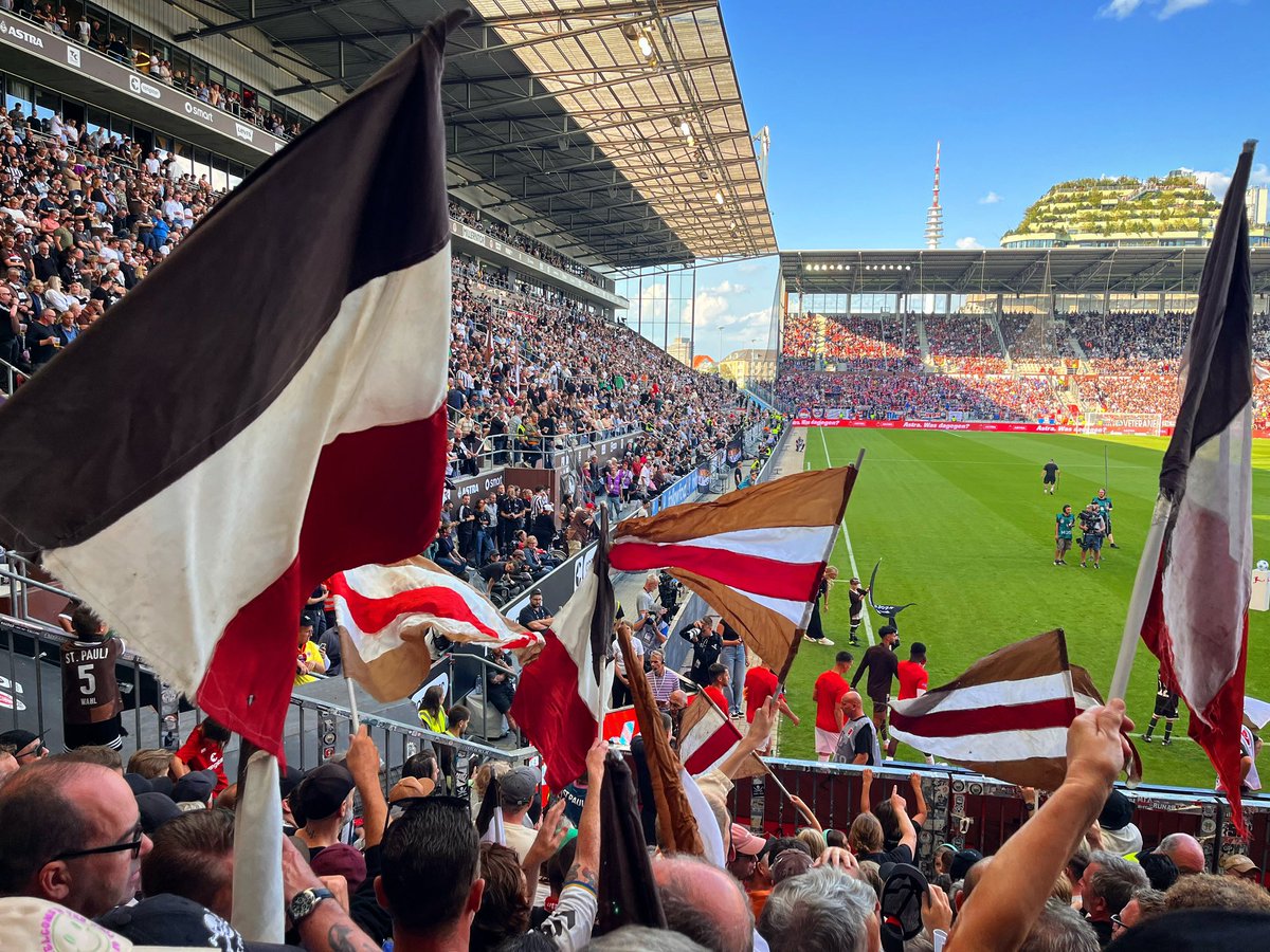 FCSPEastbourne's tweet photo. WAKE UP! ITS MATCHDAY! 👊🏼

V @tsghoffenheim 
Pre Zero Arena
KO 14:30pm (GMT) 

A win today and we are level on points with our opponents, it’s definitely an away game this season where we have a chance to pick up points! FORZA SANKT PAULI 👊🏼🤎🤍❤️

#MatchDay #fcsp #bundesliga https://t.co/v44v3C1oF9