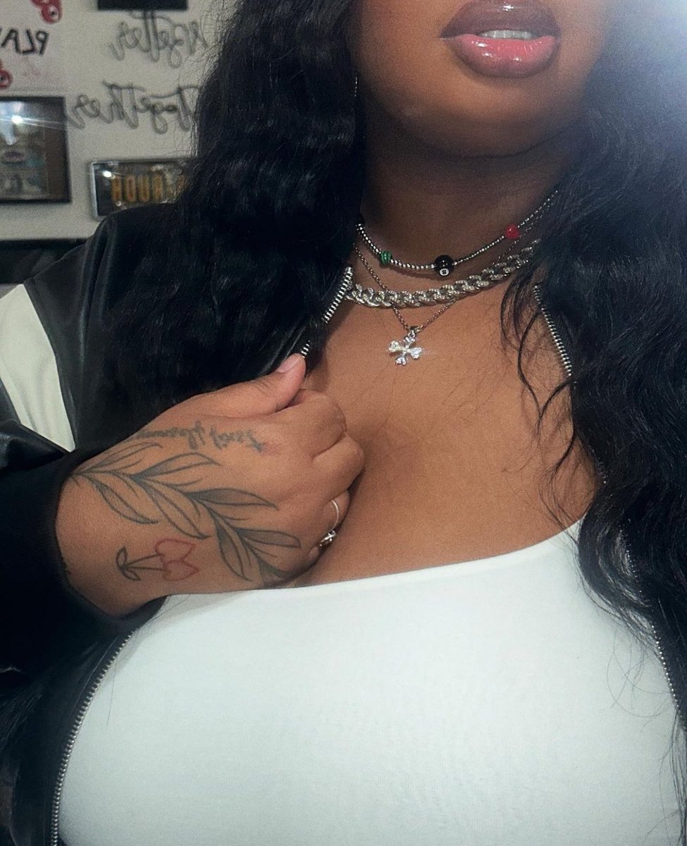 Make a possible way to make ya self happy 🥰