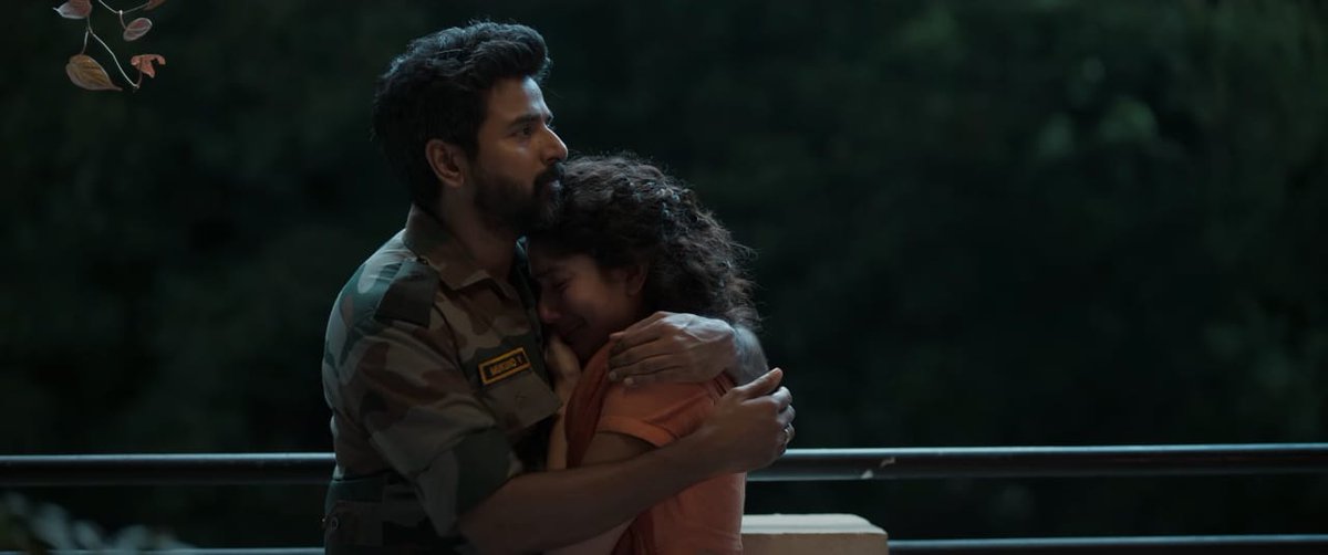 Wanna be in love with him like indhu loves mukund 🤍