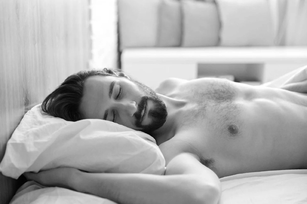 lagaylifefr's tweet photo. Le #plug anal pour hommes , ou buttplug, ça vous dit quelque chose biensur ? Avec sa forme conique et son air innocent, ce petit objet ne paye pas de mine au premier abord. Et ... A lire ici >> https://t.co/i83nqgn9LB #sensationhomme #pluganal #sextoy #gay #lubrifiants #godes https://t.co/vNKMjO0dvf