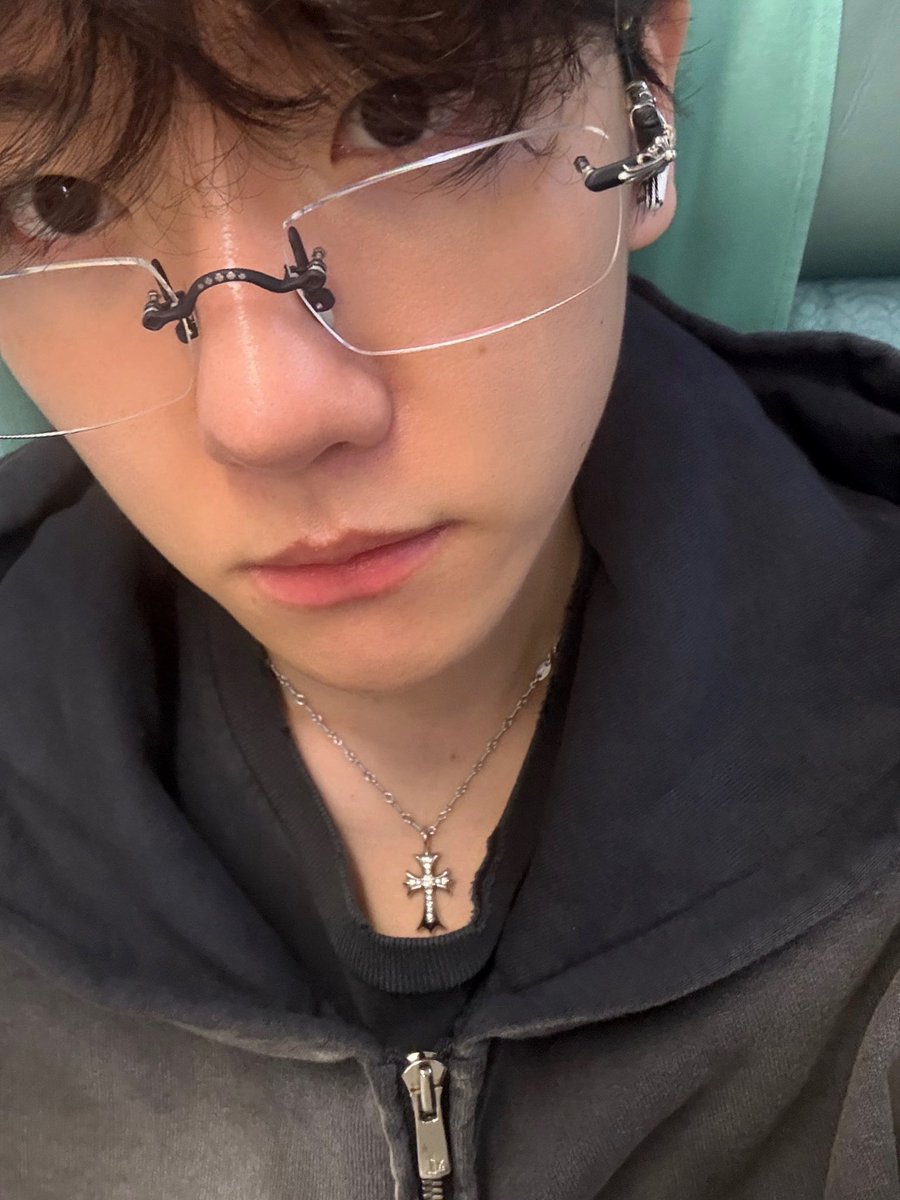 XEXOLParallel's tweet photo. Reply and repost🙏🏻

I vote for #baekhyun #2024MAMAVote https://t.co/1HKCNSs8CG