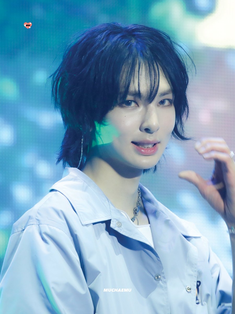 muchaemu's tweet photo. 240728 EPEX 2nd FANCON ๋ง์ฝ HQ
๋ฎค์๋์ ๋ณผํํธ ํด์ฃผ์ธ์ ๐ซถ๐ป
#EPEX #์ดํ์ค #MU #๋ฎค #์๊ฒฝ๋ฏผ #YOUTHDAYS https://t.co/YJKKerEmj4