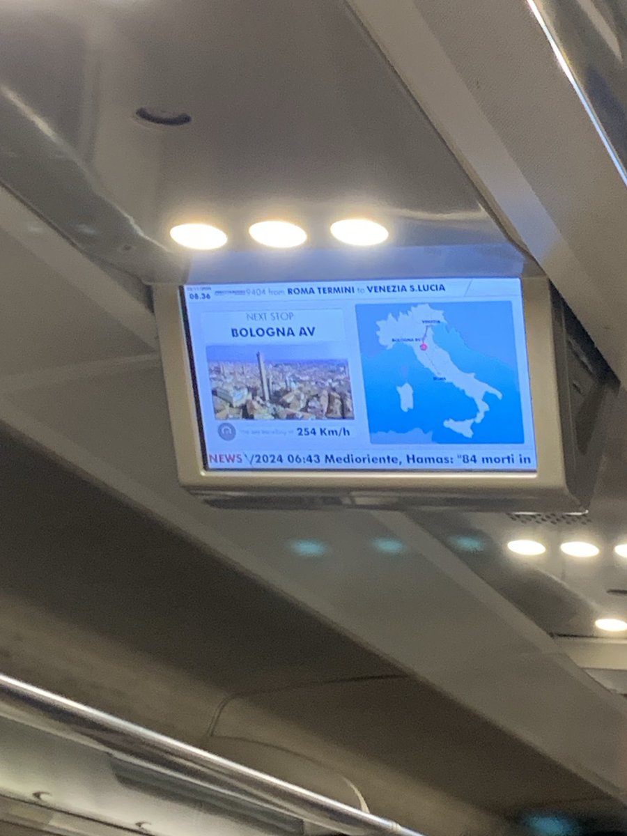 Harry(Nicer hair than a Breck Girl)Bennett tweet media