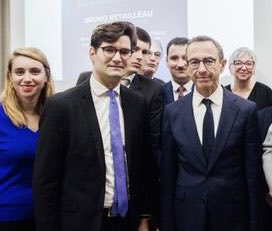 ThomasR2020's tweet photo. À Rennes, pleinement mobilisés aux côtés de ⁦@BrunoRetailleau⁩ pour lutter contre le narcotrafic. 

Reprise de notre politique migratoire, rétablissement de l’autorité, une vision pour la France et un cap pour l’avenir de la capitale de Bretagne ! https://t.co/wBOOvMBLLK