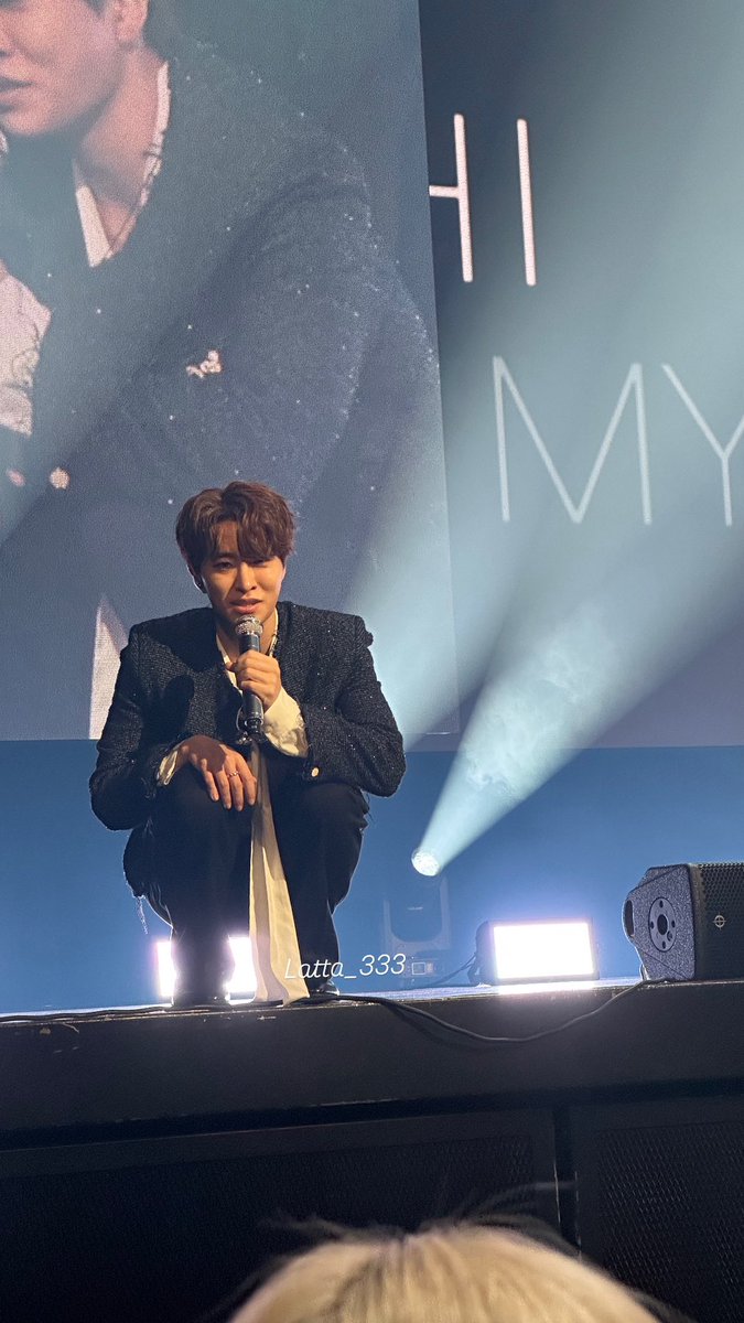 Latta_333's tweet photo. มีเด็กมานั่งวอแวข้างหน้าคะ 🤣🤣🤣

#GOT7YOUNGJAE
#YOUGJAE_Fanmeeting_in_Japan
#2024Fanmeeting_Hi_myDear_in_Japan
#Hi_My_Dear #Hi_myYJ_Hi_myDear https://t.co/vFCFgg81JF