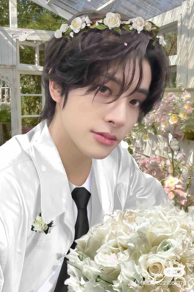 thought it's an actual pc fr 😭 so beautiful!