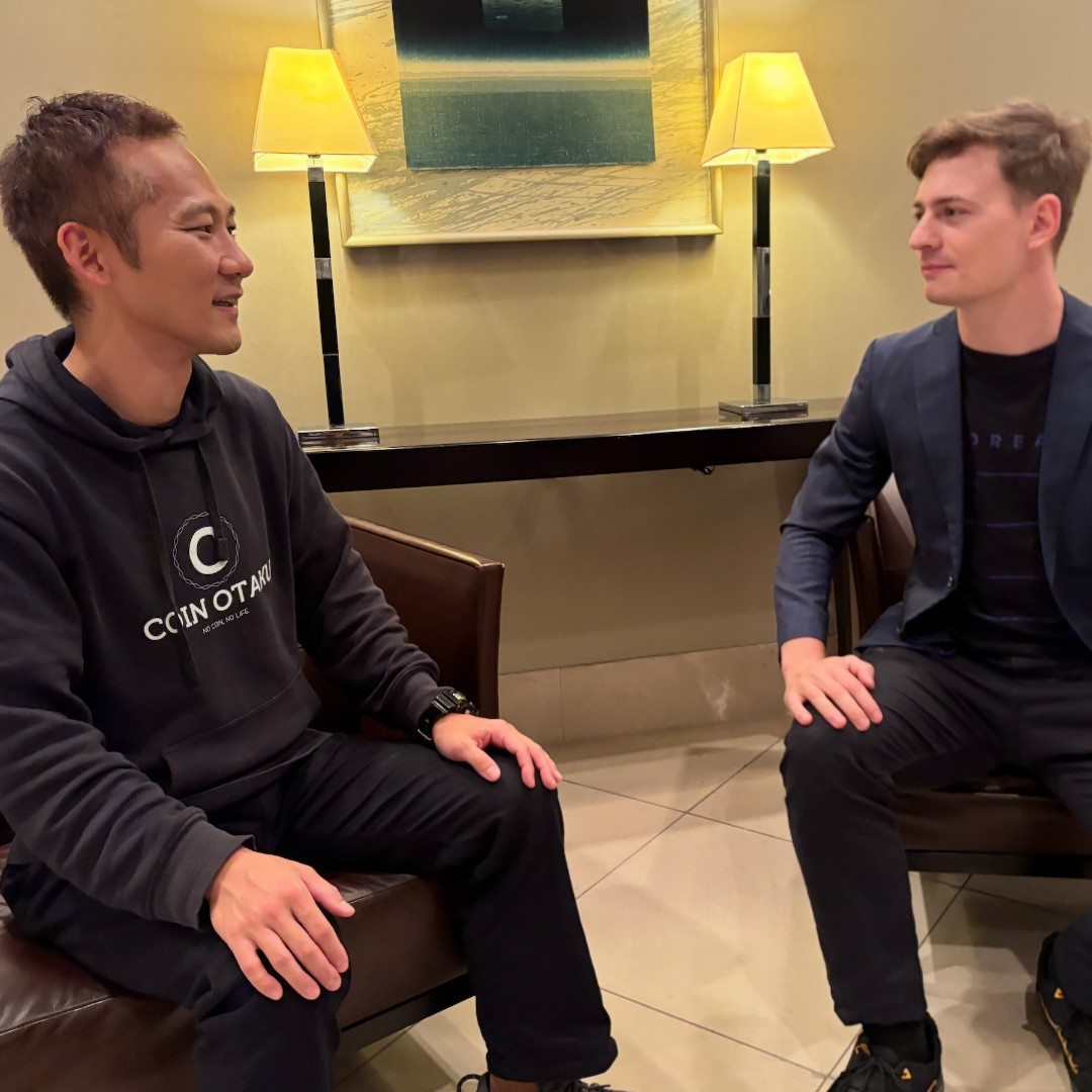 🎙️ Coming up on Coin Otaku: Why our team (ex-Opera, OpenAI, Berkshire, Alibaba) is tackling payday loans &amp; inflation through blockchain. Get ready for some real talk 🔥