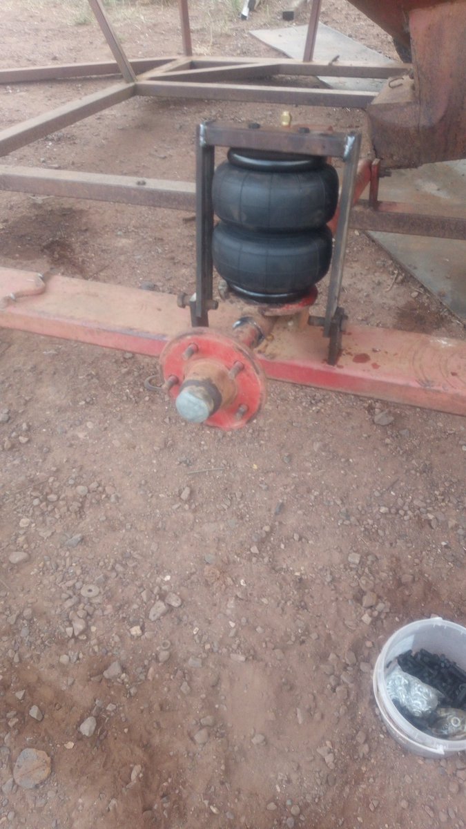 Because everyone puts airbags on a field bin 🤣🤣🤣