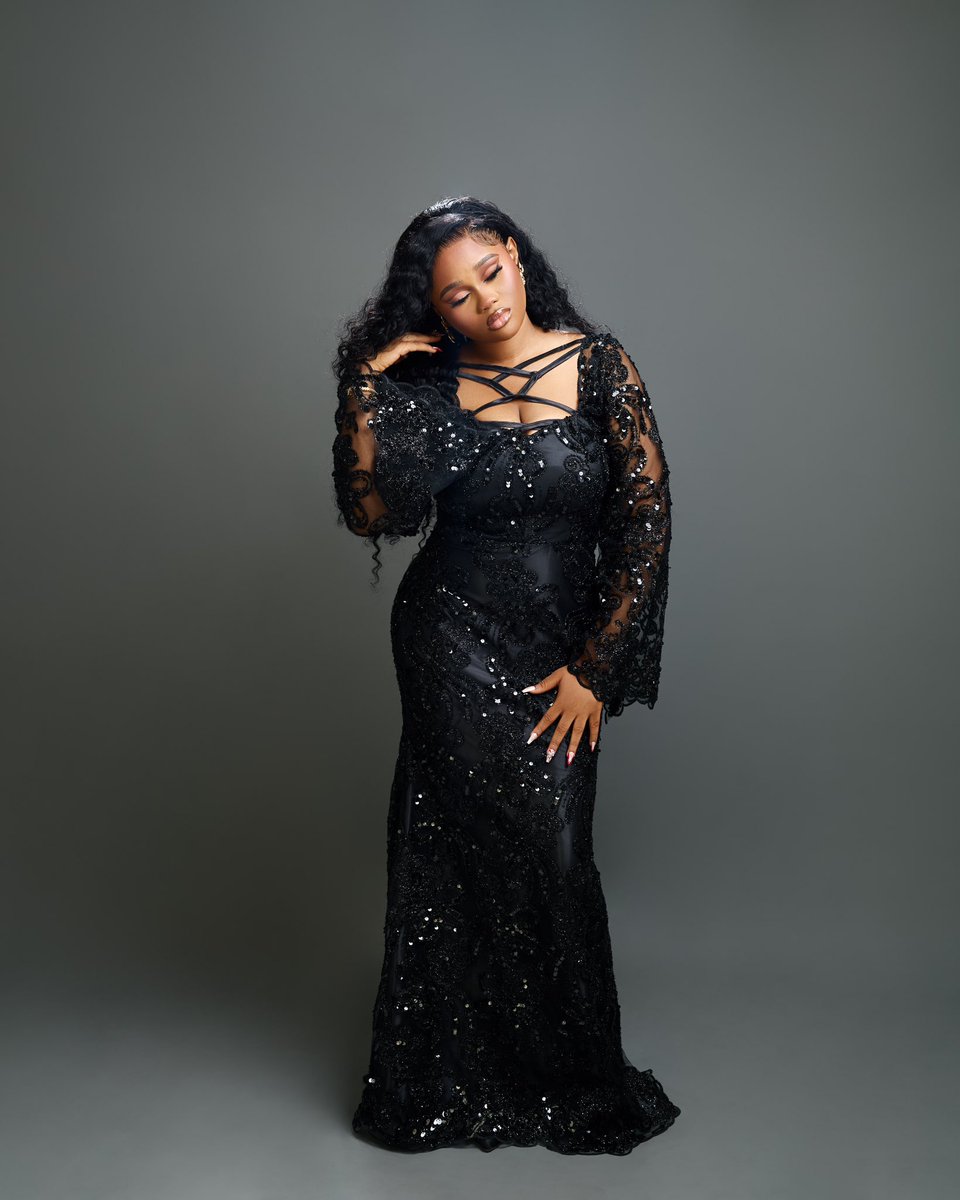 shotbydej's tweet photo. Birthday portraits of Oreva, 2024

#shotby? #productofgrace #sbd #photographer #photography #portraitphotography #portrait #africa #photographerinlagos https://t.co/lwDSILD8NN
