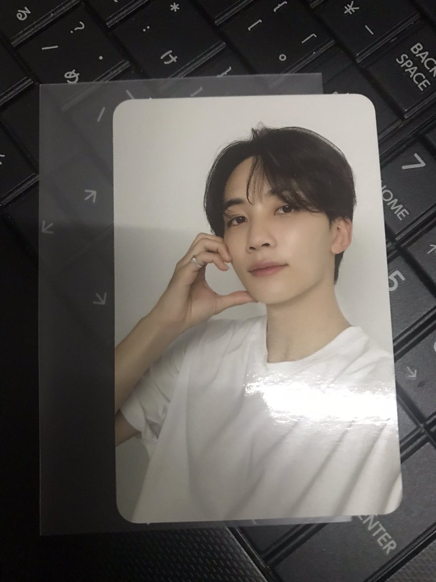 vc0upx's tweet photo. Jeonghan Dear Ver. RPC

— 160php

mint condi
payo | gcash
mod: sco, sdd (within mm only)
loc: manila | onhand &amp; ready to ship

dm to claim

tags. wts lfb ph svt seventeen 17irh is right here pc photocard poca wtb lfs hannie sando flower breast implant heart cheek https://t.co/bapoGAXMoH