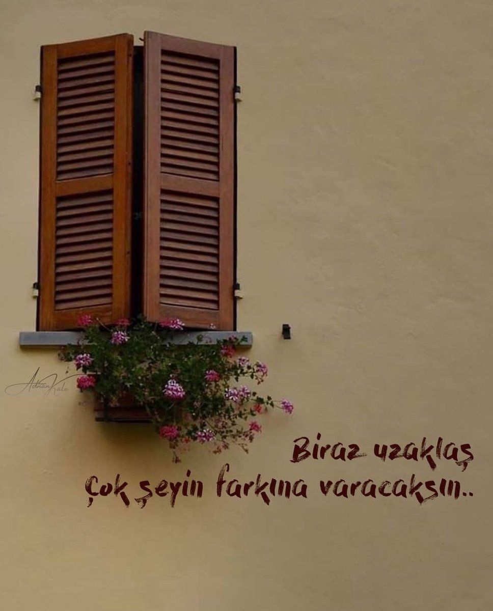 ❝Biraz uzaklaş çok şeyin farkına varacaksın…❞