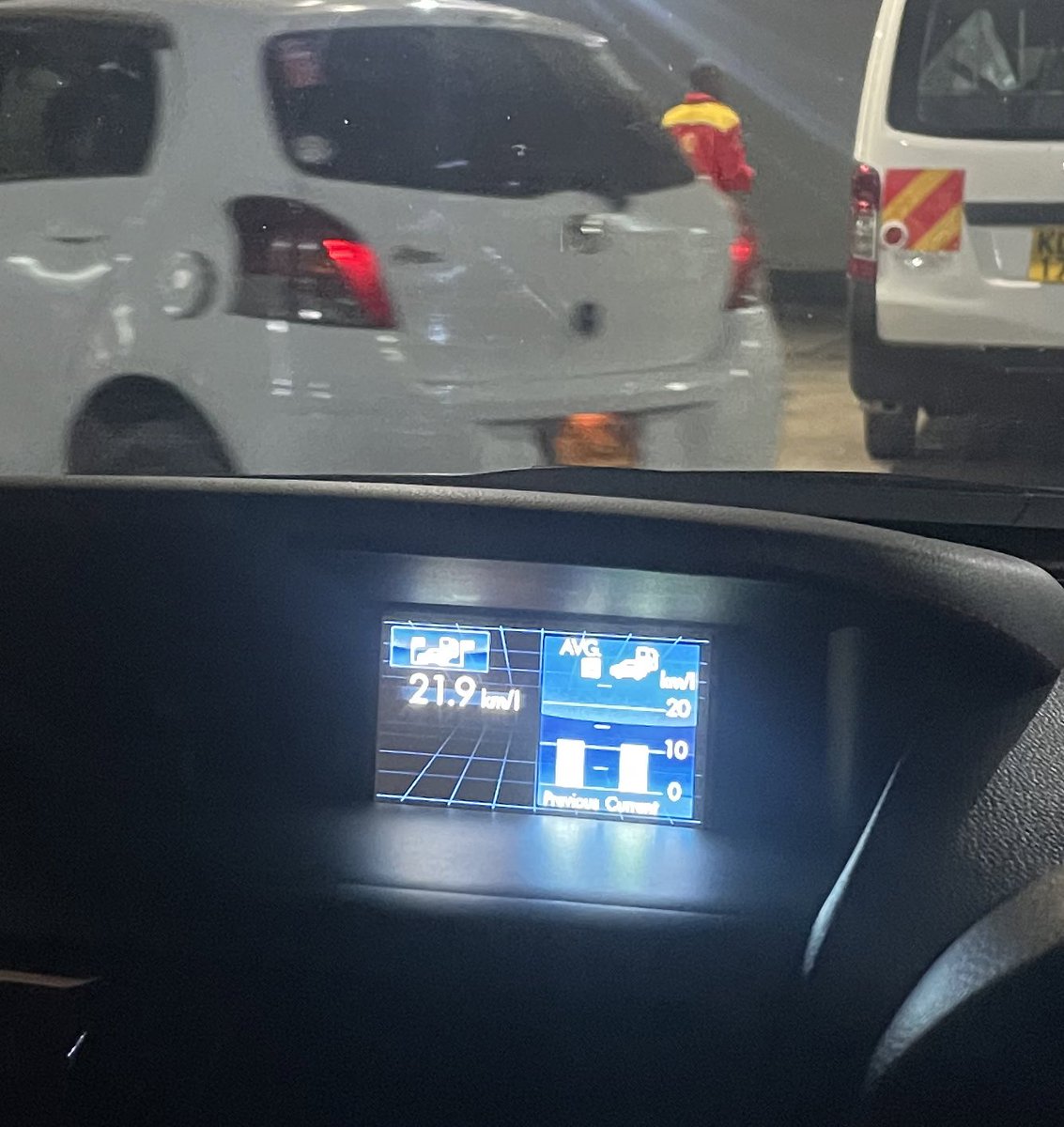 _waigera's tweet photo. I think my Subaru s4 iko na shida 😂. Kucruise around town inanipea consumption ya above 20Km/L 😅

Ama niko na a 1000cc engine na sijui 💀😂 https://t.co/R5lvhyzKod