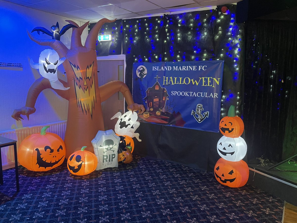 IslandMarineFC's tweet photo. Fantastic night at our Halloween Spooktacular. Great support throughout the age groups. Thanks to Kirsty and Adam for organising. Look out for our Xmas Party 🎅🎅 https://t.co/1WchNWYhcJ