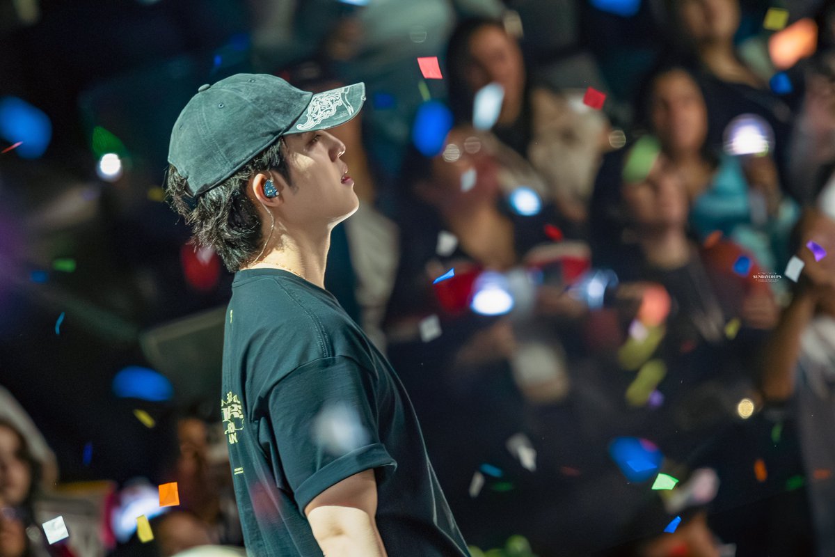 SUNDAYCOUPS_'s tweet photo. 241101 RIGHT HERE SAN ANTONIO HQ

너는 무슨 그런 사연있는 얼굴로,,,

#SCOUPS #에스쿱스 #승철 #세븐틴 #SEVENTEEN https://t.co/Om6rKf4mpR