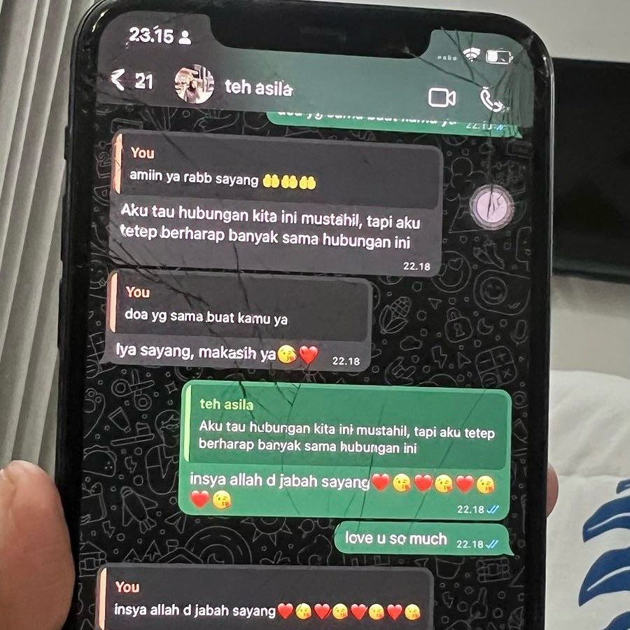 nih gue kasih full postnya

JIJIK ANJ BACANYAAA🤢🤢🤢