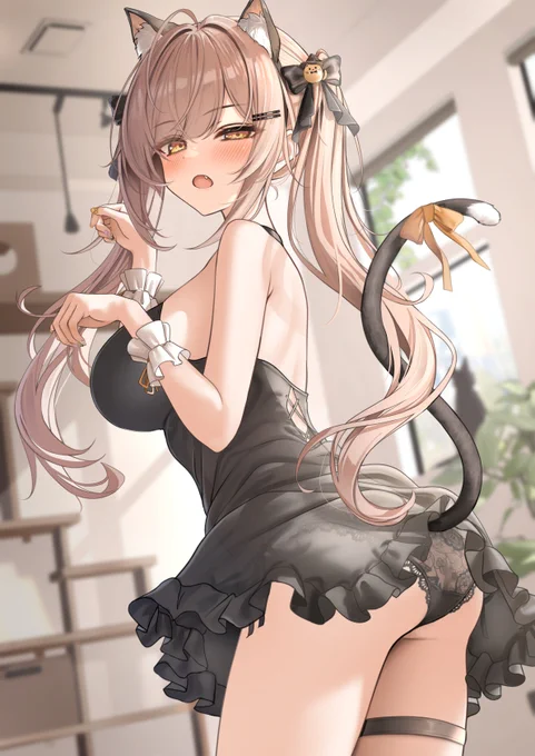 「お菓子くれなきゃいたずらしちゃうニャン、はぁ…これで満足?」 