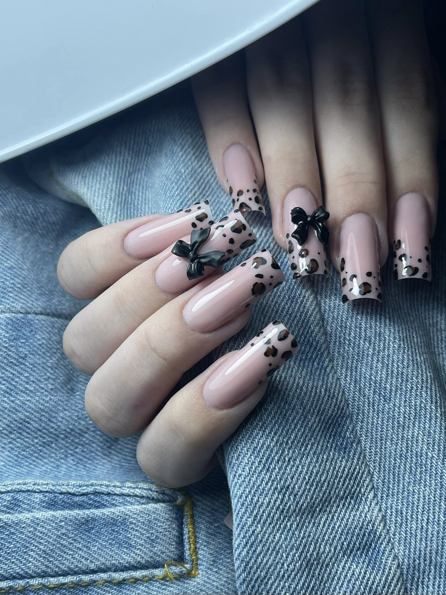 demsxqueen's tweet photo. Zapraszam do obserwowania mojego ig paznokciowego 🤍

Przyjmuje w Poznaniu 🌸
Zapraszam 🎀🎀

https://t.co/fBrxUNG0iX https://t.co/O1plFm9JCY