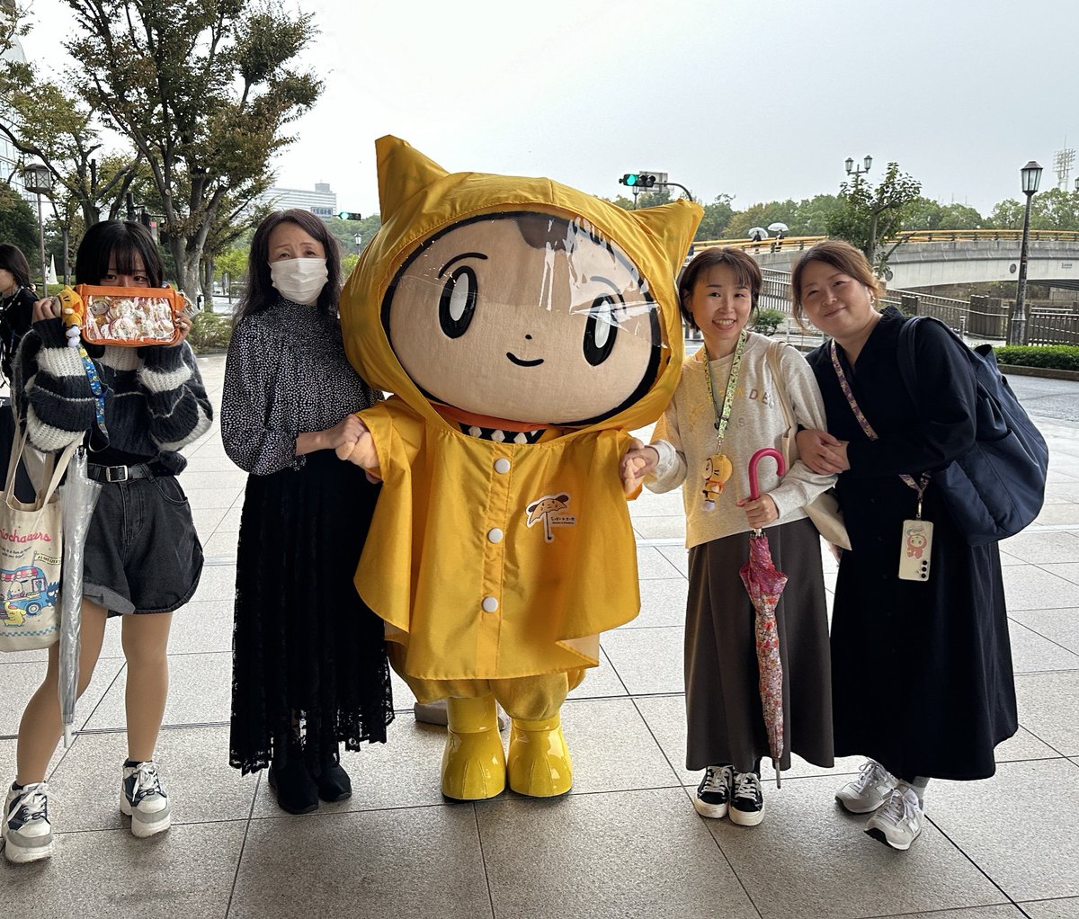 楽天一番公式アカウント02/祐天寺あるじゃん きのうは雨のなか 【ten.】応援ありがとう♪ #シノビ隊 のみんなに会え