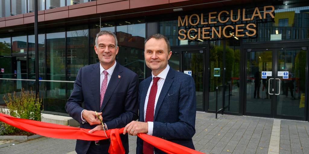 Department for Science, Innovation and Technology (@scitechgovuk) on Twitter photo The Molecular Science Building <a href="/unibirmingham/">Uni of Birmingham</a> will allow 500+ scientists to carry out research in vital industries like energy, healthcare & the environment.
<a href="/peterkyle/">Peter Kyle</a> opened the new facility earlier this week, where he received a lab tour & met with local stakeholders. The Molecular Science Building <a href="/unibirmingham/">Uni of Birmingham</a> will allow 500+ scientists to carry out research in vital industries like energy, healthcare & the environment.
<a href="/peterkyle/">Peter Kyle</a> opened the new facility earlier this week, where he received a lab tour & met with local stakeholders.