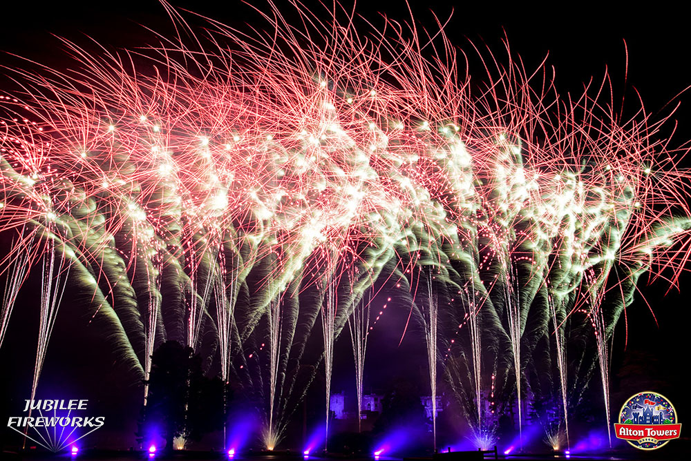 wellington_cc's tweet photo. IT'S FIREWORKS NIGHT!

It's going to be a mild and dry evening here in Wellington - perfect conditions to enjoy our epic new display.

Get your tickets here and we'll see you there!

https://t.co/oUk0jSZuMY

@LoveWellington1 @telfordlive https://t.co/sn5MdhOOzg