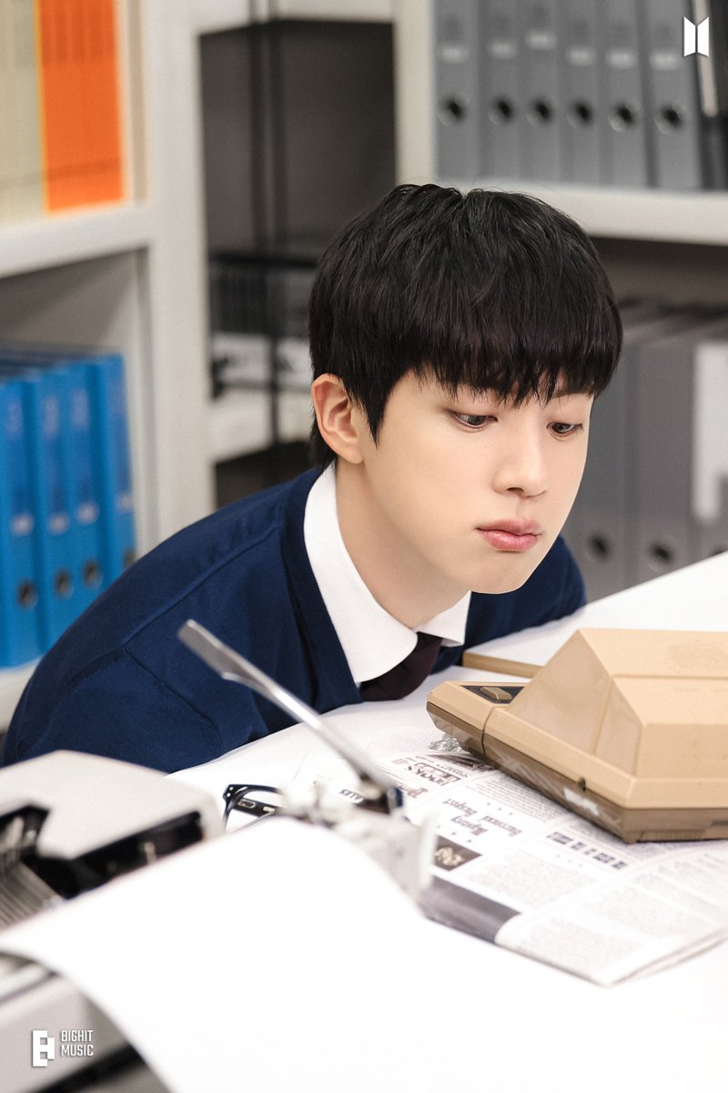JMLOVEMODE's tweet photo. 진 (#JIN) ‘HAPPY’ Photo Sketch  (1) https://t.co/UqpaUCGg3Y