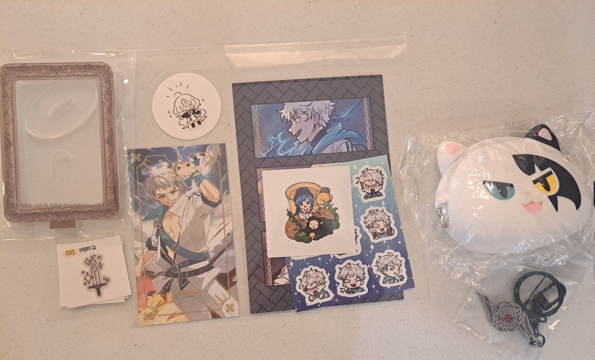 #밀레시안_던바튼광장
작년판파생각나고 무척즐거웟던시간~!!!
같은걸조아하는사람이 이렇게많다는건
무척행복한거구나...