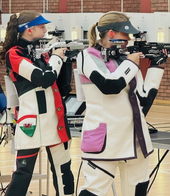 Welsh Shooting tweet media