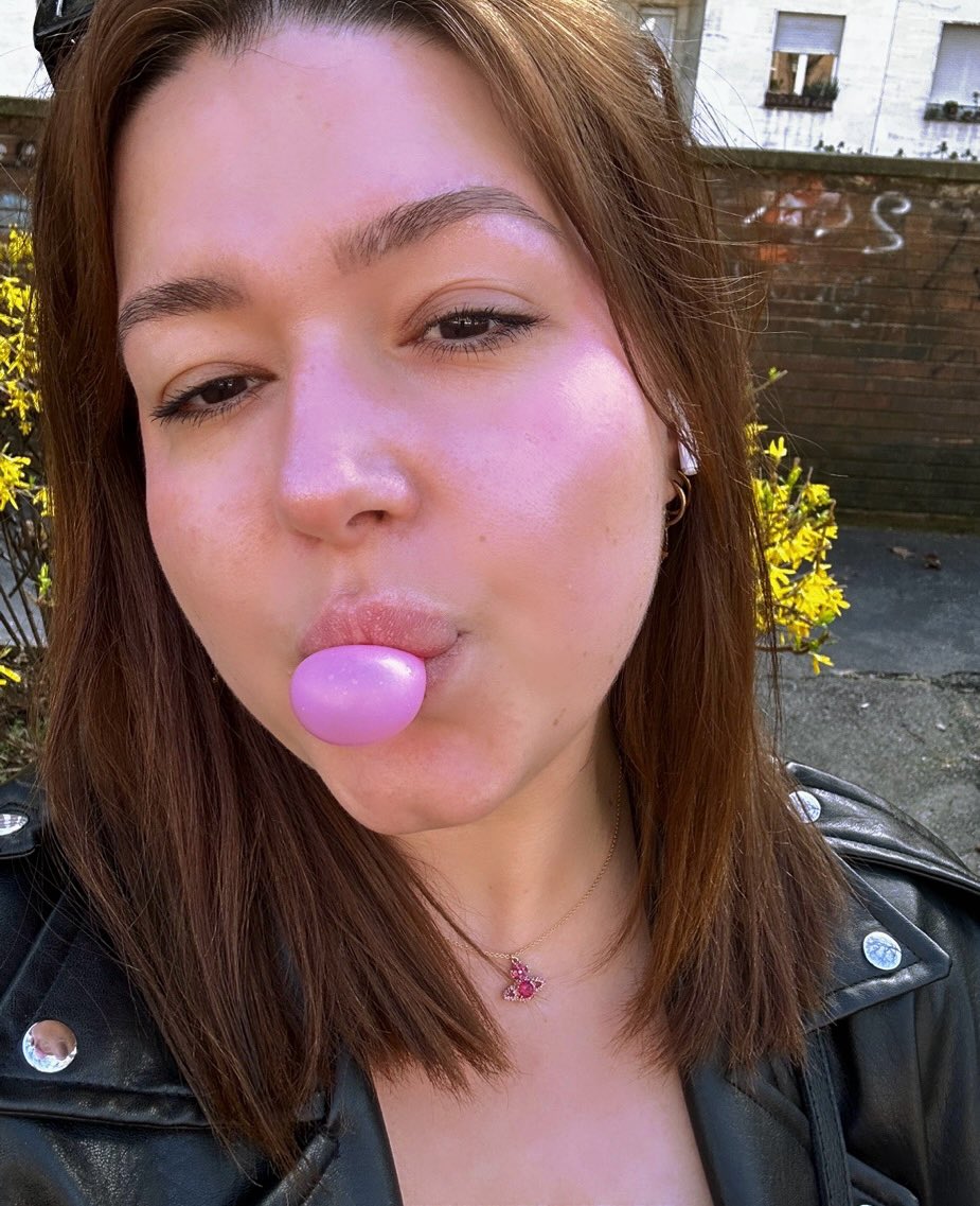 Сегодня мне исполнилось 31, можно полопать шарики