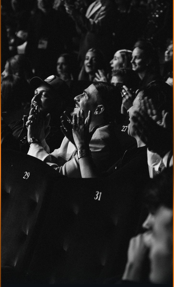 PGM_Actu's tweet photo. Pierre Garnier 👑👑🏆🏆♥️
📸 @naumaur 🤍
#PierreGarnier  #NMA2024 #NMA https://t.co/hGq5HDl8CZ