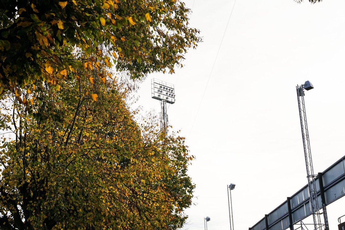 landskronabois's tweet photo. 🍂☀️ Landskrona bjuder på optimalt fotbollsväder denna lördag. 

Välkomna till IP!! https://t.co/F6sKPx6zqN