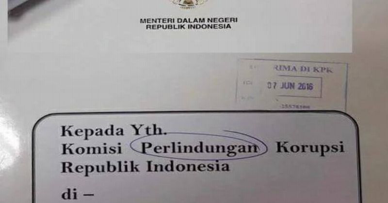 Tahun 2016 kita marah-marah sama kawan di Kemendagri ini, tapi ternyata waktu itu dia baru dapat wahyu dan terjadilah foreshadowing tingkat dewa zeus ini: