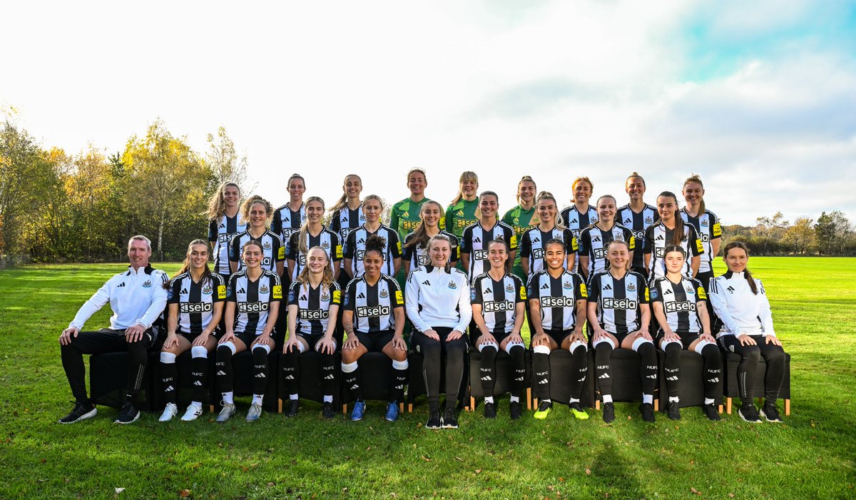 TEAM. 👊

Our 2024/25 squad photo! 📸