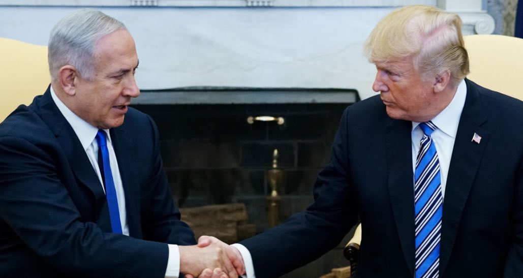 desireerugani's tweet photo. Eu não sei vocês, mas EU vou em sentir mil vezes mais segura em um mundo com essa dupla de MALVADÕES no controle.
🇮🇱🇺🇸 https://t.co/iizsiARpoa