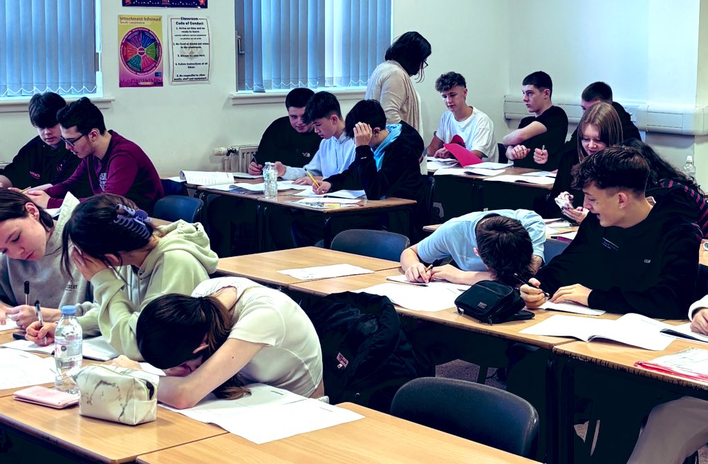 Louise McWilliam DHT tweet media