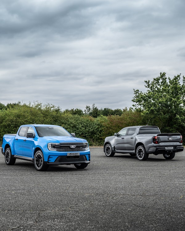 MSRTRoadtech's tweet photo. Good things come in pairs ✌️⁠
⁠
#Ford #RangerMSRT #FastBlue #CarbonisedGrey https://t.co/xmx6MrXdh7