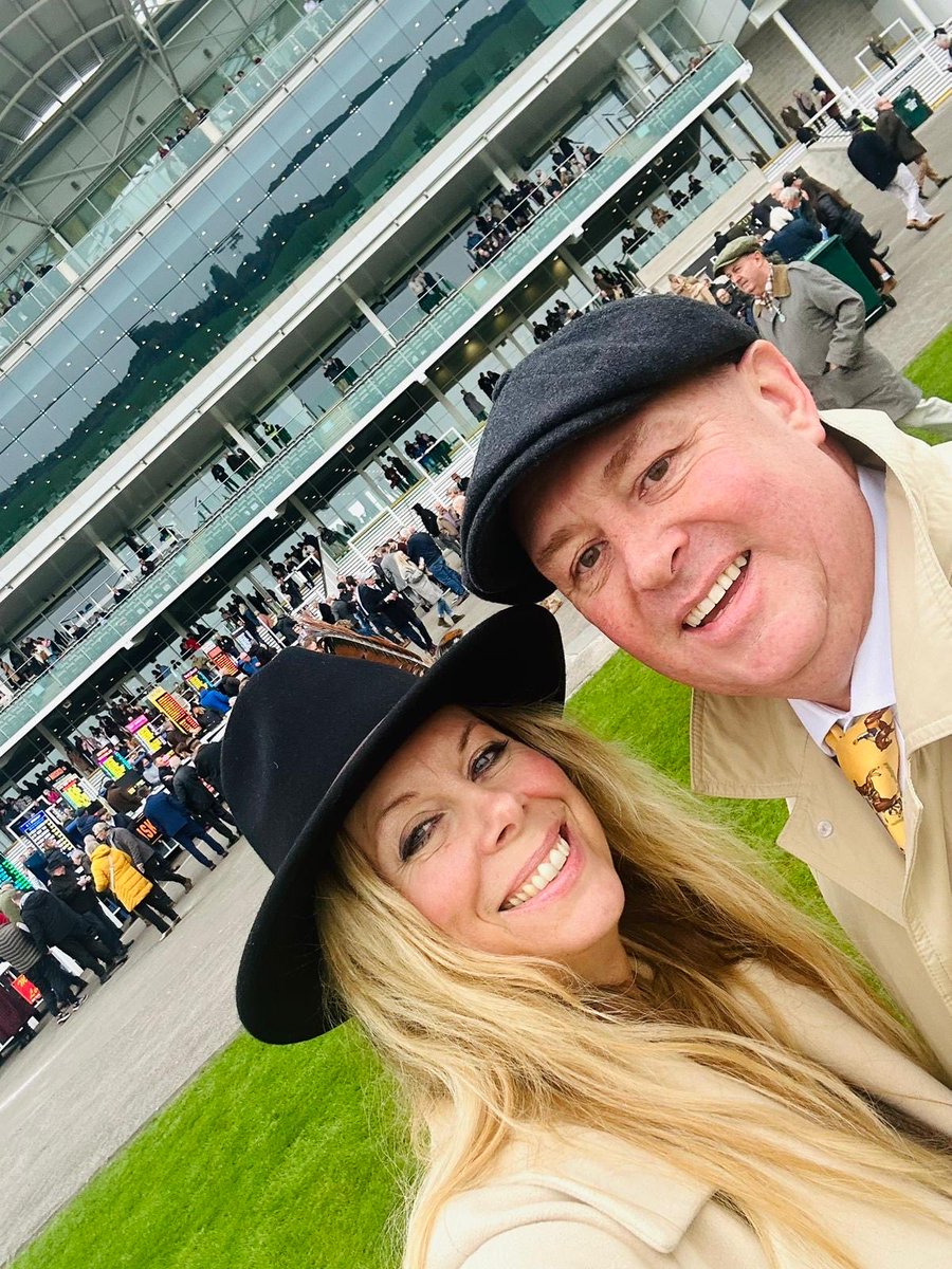 As the flat season came to an end at #HQ ⁦<a href="/NewmarketRace/">Newmarket Racecourse</a>⁩ it was great to come away with some money off bookies. A truly fun days racing