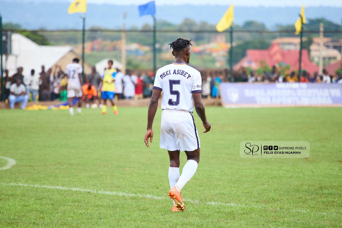 satvsports_7752's tweet photo. Commander in Chief Of Accra Hearts Of Oak.
@5vanderpuijeIII @phobia_fans @HeartsOfOakGH @NuhuGuinko @PhobiaTertiary @tlimz1 @PhobiaMedia https://t.co/Wzb5yLIRW8